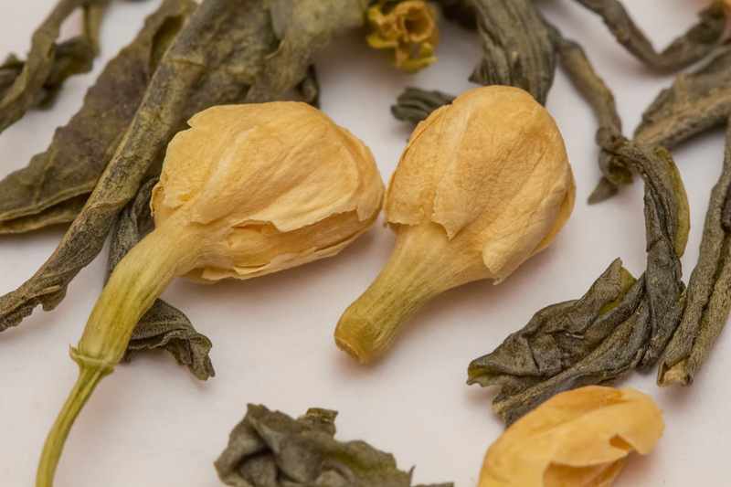 comment faire du the au jasmin, the au jasmin maison, faire son propre the au jasmin, fabrication maison du the au jasmin, faire son the au jasmin soi-meme