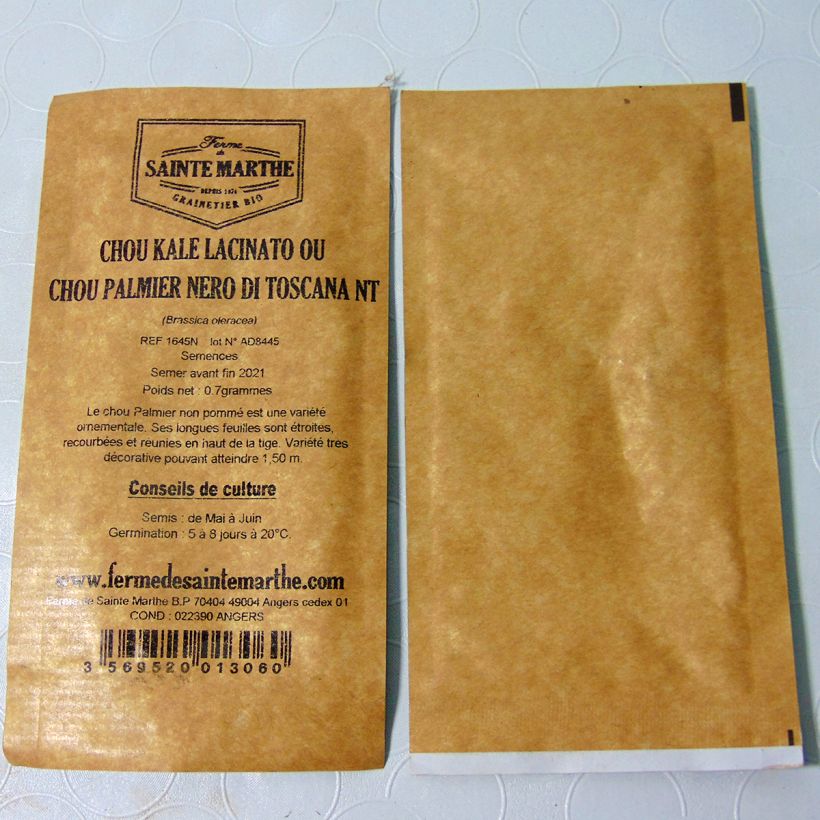 Exemple de spécimen de Chou Kale Nero di Toscana ou chou palmier Lancinato NT - Ferme de Sainte Marthe le sachet de 280 graines environ (0.7g) tel que livré