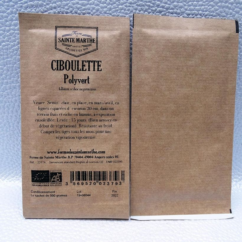 Exemple de spécimen de Ciboulette Polyvert Bio - Ferme de Sainte Marthe le sachet de 250 graines environ tel que livré