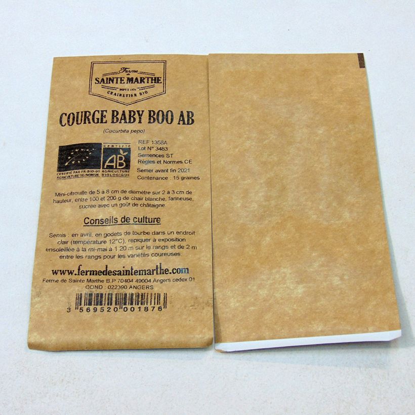 Exemple de spécimen de Courge Baby Boo Bio - Ferme de Sainte Marthe le sachet de 15 graines environ (1g) tel que livré
