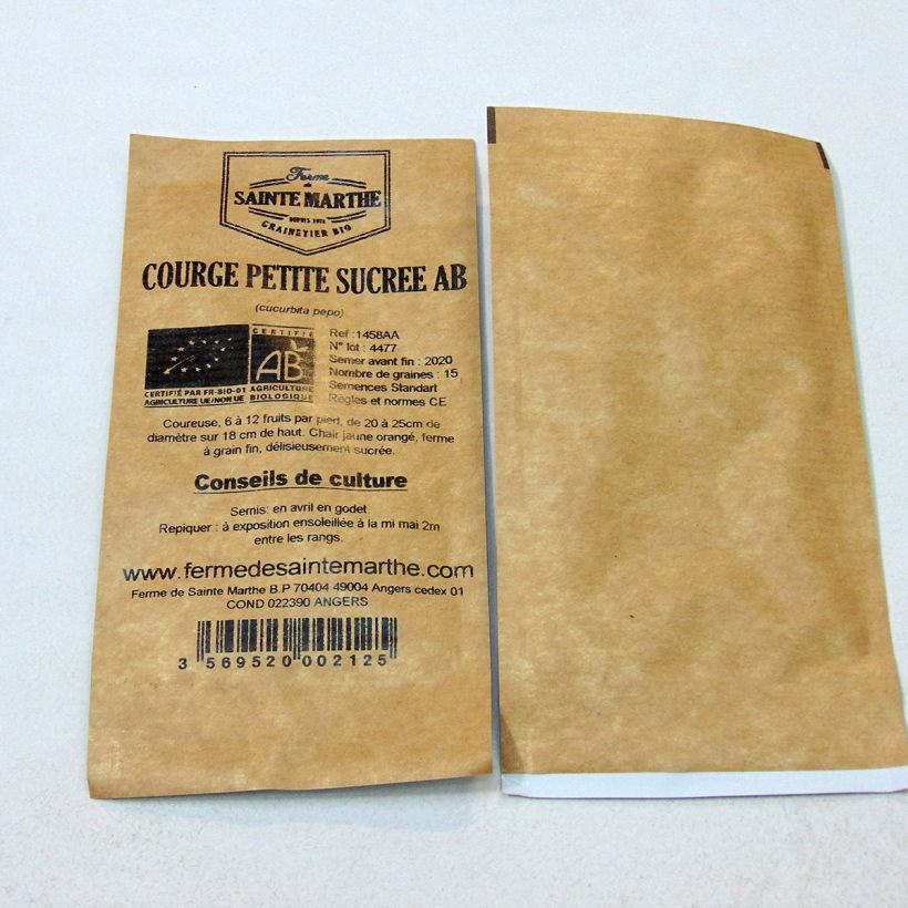 Exemple de spécimen de Courge Petite sucrée Bio - Ferme de Sainte Marthe  le sachet de 15 graines environ (2g) tel que livré