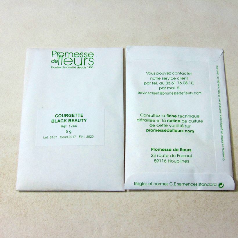 Exemple de spécimen de Courgette Verte de Milan ou Black Beauty - Cucurbita pepo le sachet de +/- 35 graines environ (minimum 5g) tel que livré