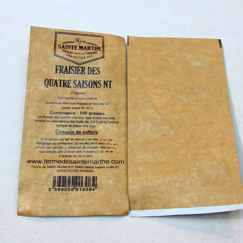 Exemple de spécimen de Fraisier des Quatre Saisons NT - Ferme de Sainte Marthe le sachet de 500 graines environ tel que livré