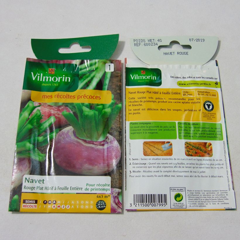 Exemple de spécimen de Navet rouge plat Hâtif à Feuille Entière - Vilmorin le sachet de 1600 graines environ (4g) tel que livré