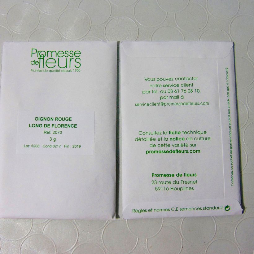 Exemple de spécimen de Oignon Rouge long de Florence - Allium cepa le sachet de +/- 600 graines environ (minimum 3g) tel que livré