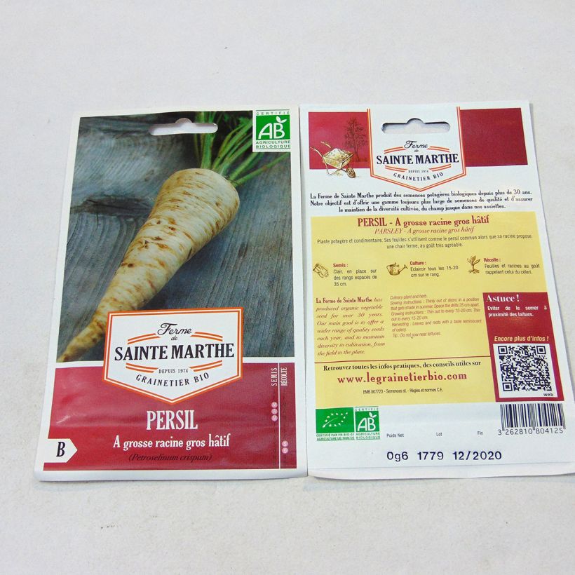 Exemple de spécimen de Persil tubéreux Gros Hâtif Bio - Ferme de Sainte Marthe le sachet de 450 graines environ (0.6g) tel que livré