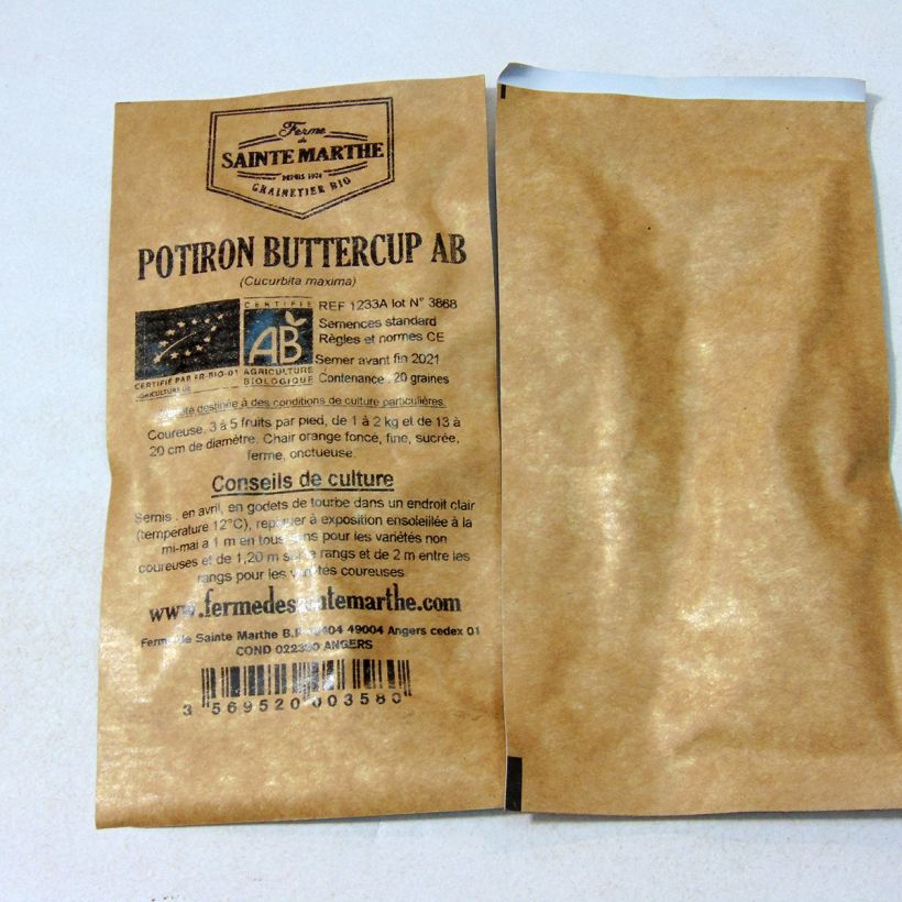 Exemple de spécimen de Potiron Buttercup Bio - Ferme de Sainte Marthe le sachet de 20 graines environ (3g) tel que livré