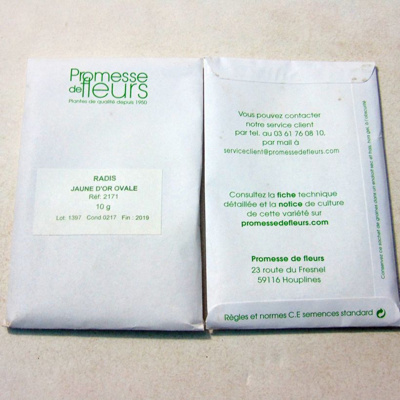 Exemple de spécimen de Radis Jaune d'or ovale - Raphanus sativus le sachet de 800 graines environ (10g) tel que livré