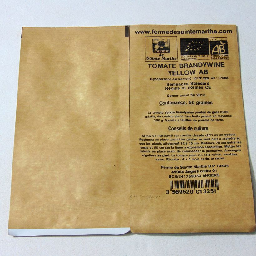 Exemple de spécimen de Tomate Brandywine Yellow Bio - Ferme de Sainte Marthe le sachet de 50 graines environ tel que livré