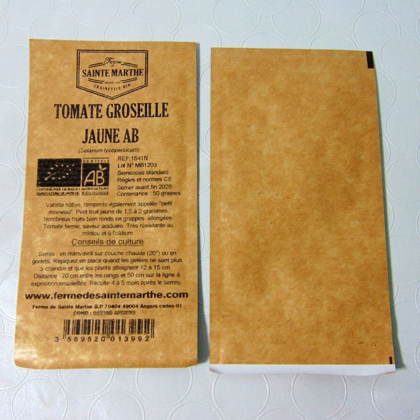 Exemple de spécimen de Tomate Groseille Jaune type Petit Moineau Bio - Ferme de Sainte Marthe  le sachet de 50 graines environ tel que livré