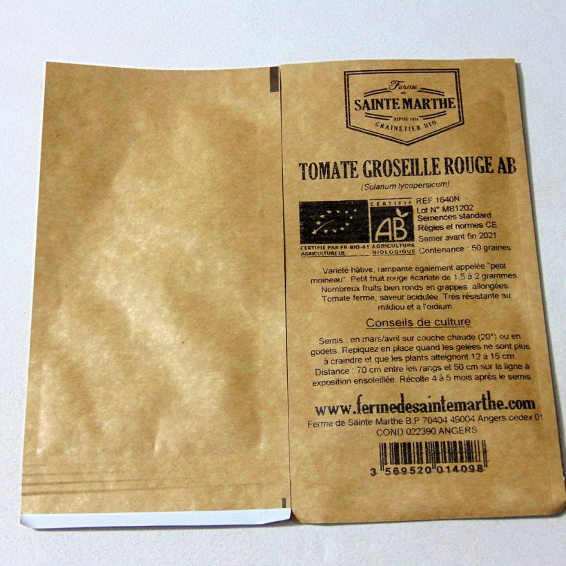 Exemple de spécimen de Tomate Groseille Rouge type Petit Moineau Bio - Ferme de Sainte Marthe  le sachet de 50 graines environ tel que livré