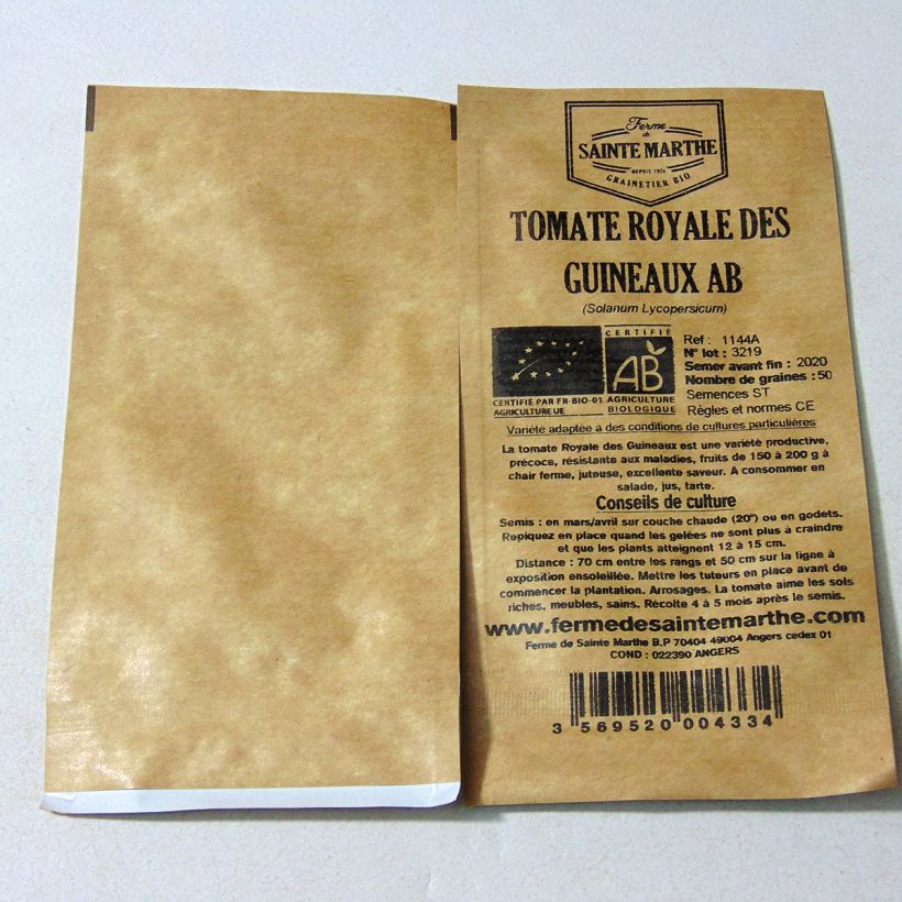 Exemple de spécimen de Tomate Royale des Guineaux Bio - Ferme de Sainte Marthe le sachet de 50 graines environ tel que livré