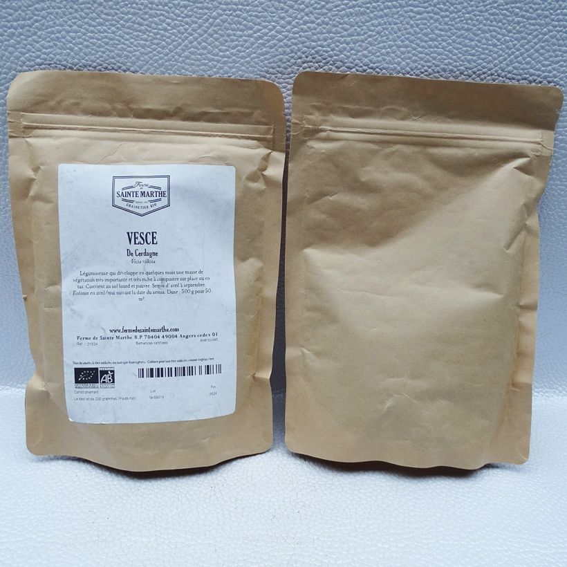 Exemple de spécimen de Vesce de Cerdagne ou d'hiver Bio - Engrais vert - Ferme de Sainte Marthe le sachet de graines de 150 grammes tel que livré