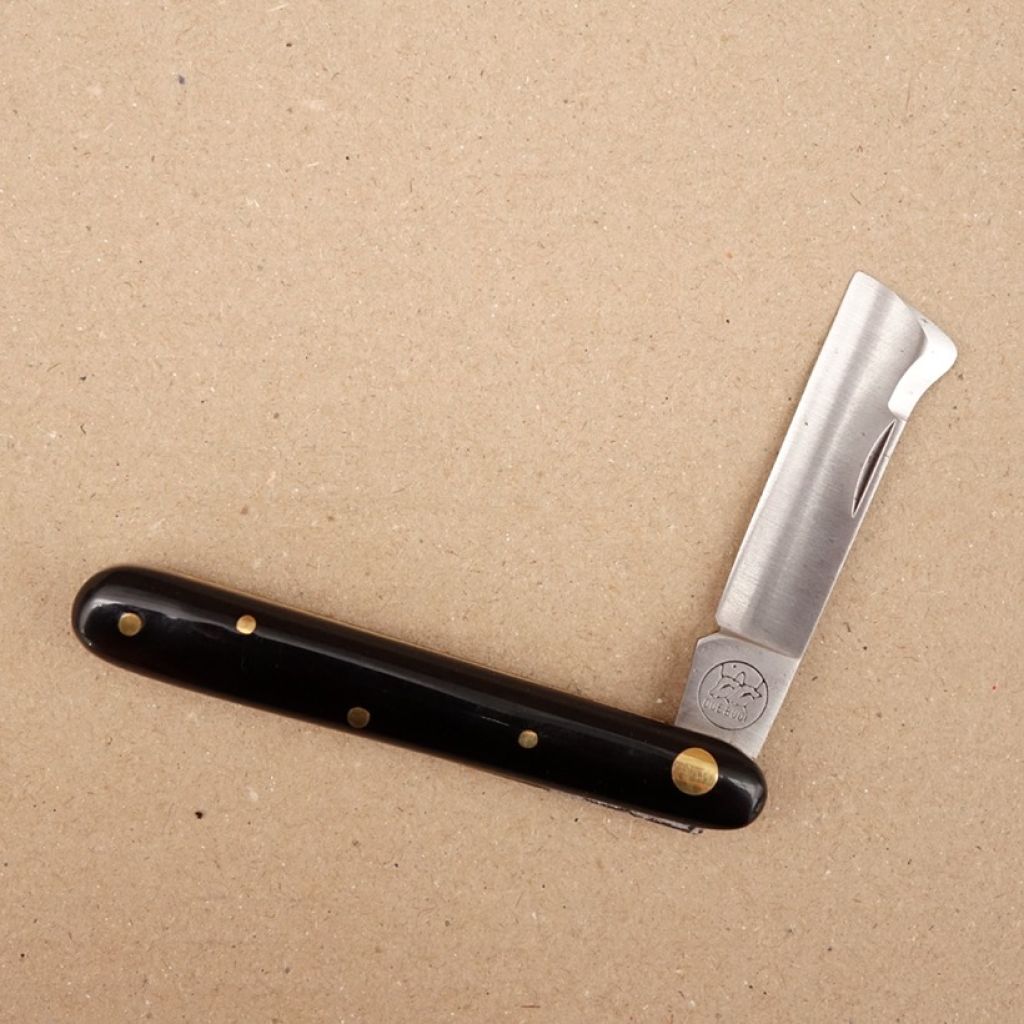 Ecussonnoir à vigne