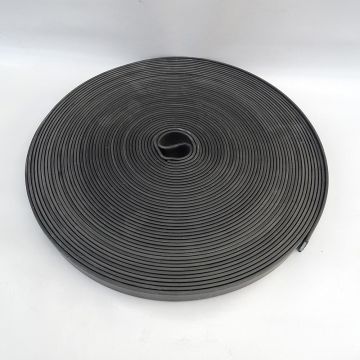Bande a clouer PVC recyclé pour tuteurage et haubanage - différentes dimensions disponibles